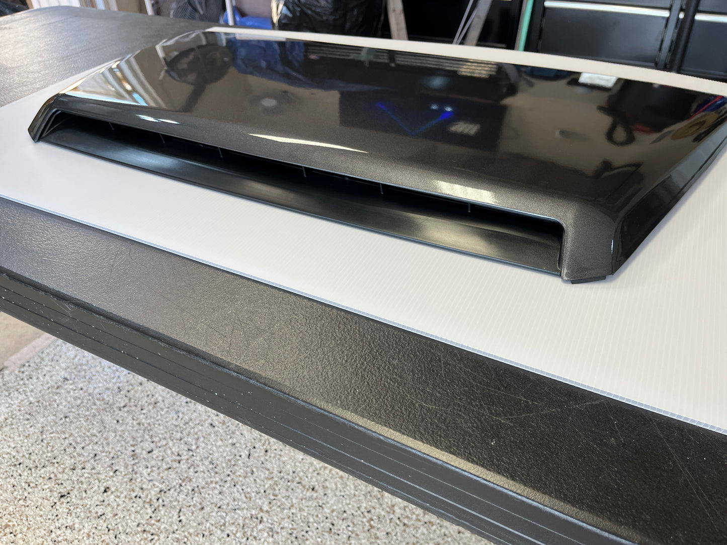 Toyota Tundra Hood Scoop - Magnetic Gray Metallic 1G3 - 2014-2021