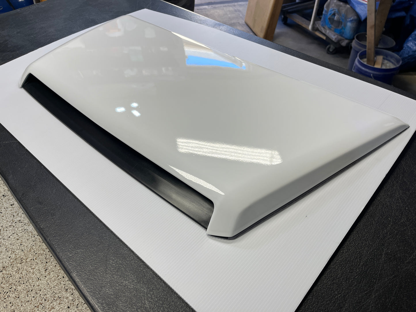 Toyota Tundra Hood Scoop - Super White 040 - 2014-2021