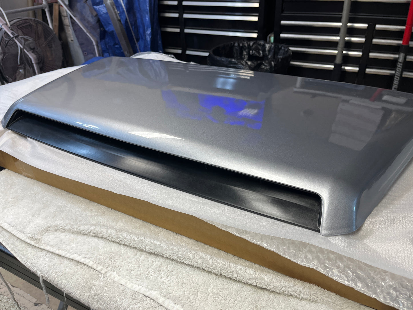 Toyota Tundra Hood Scoop - Silver Sky Metallic 1D6 Blemish - 2014-2021