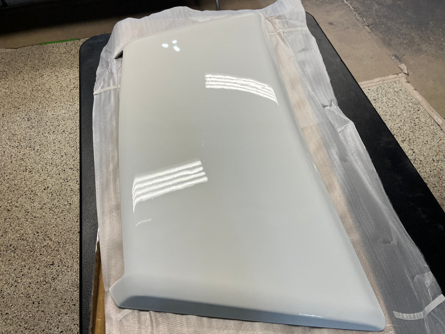 Toyota Tundra Hood Scoop - Super White 040 Blemish - 2014-2021